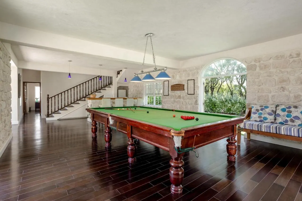 Belair Great House - The Stunning, Private Escape With Breathtaking Views And Exquisite Surroundings. Βίλα Saint Philip